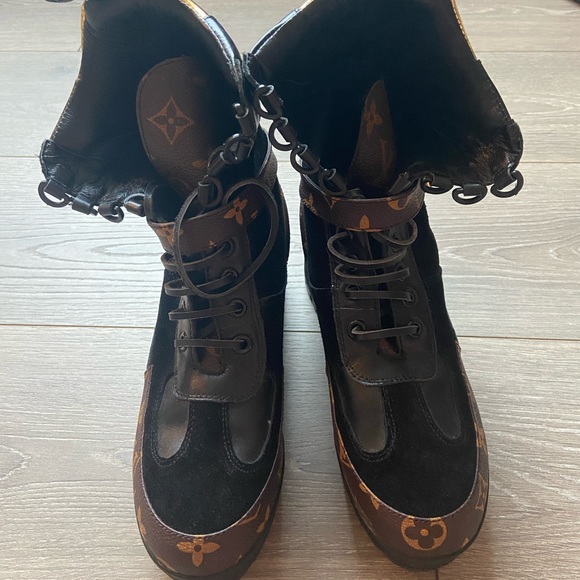 LV print Boots - Picture 5 of 8